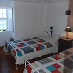Casas Do Capelo * Varadouro